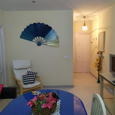 Acogedor Apartamento A 100 M. De Pinares Y Playa Rota Exterior photo