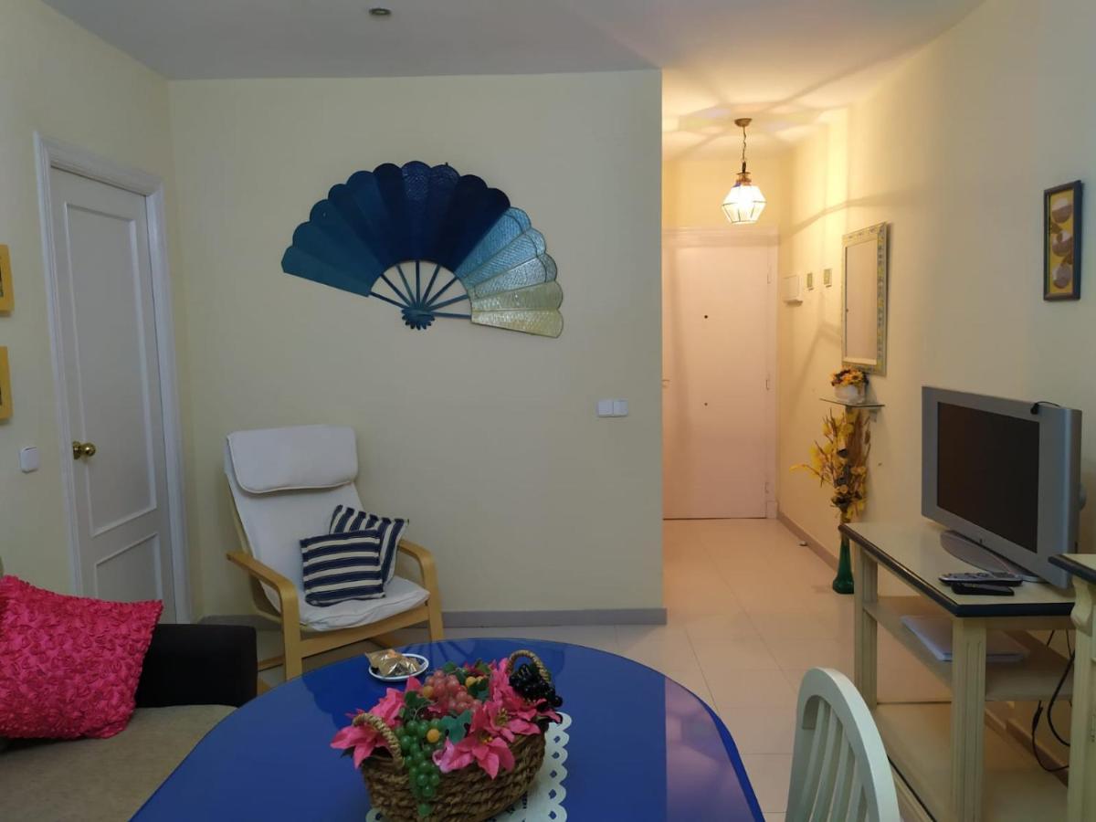 Acogedor Apartamento A 100 M. De Pinares Y Playa Rota Exterior photo
