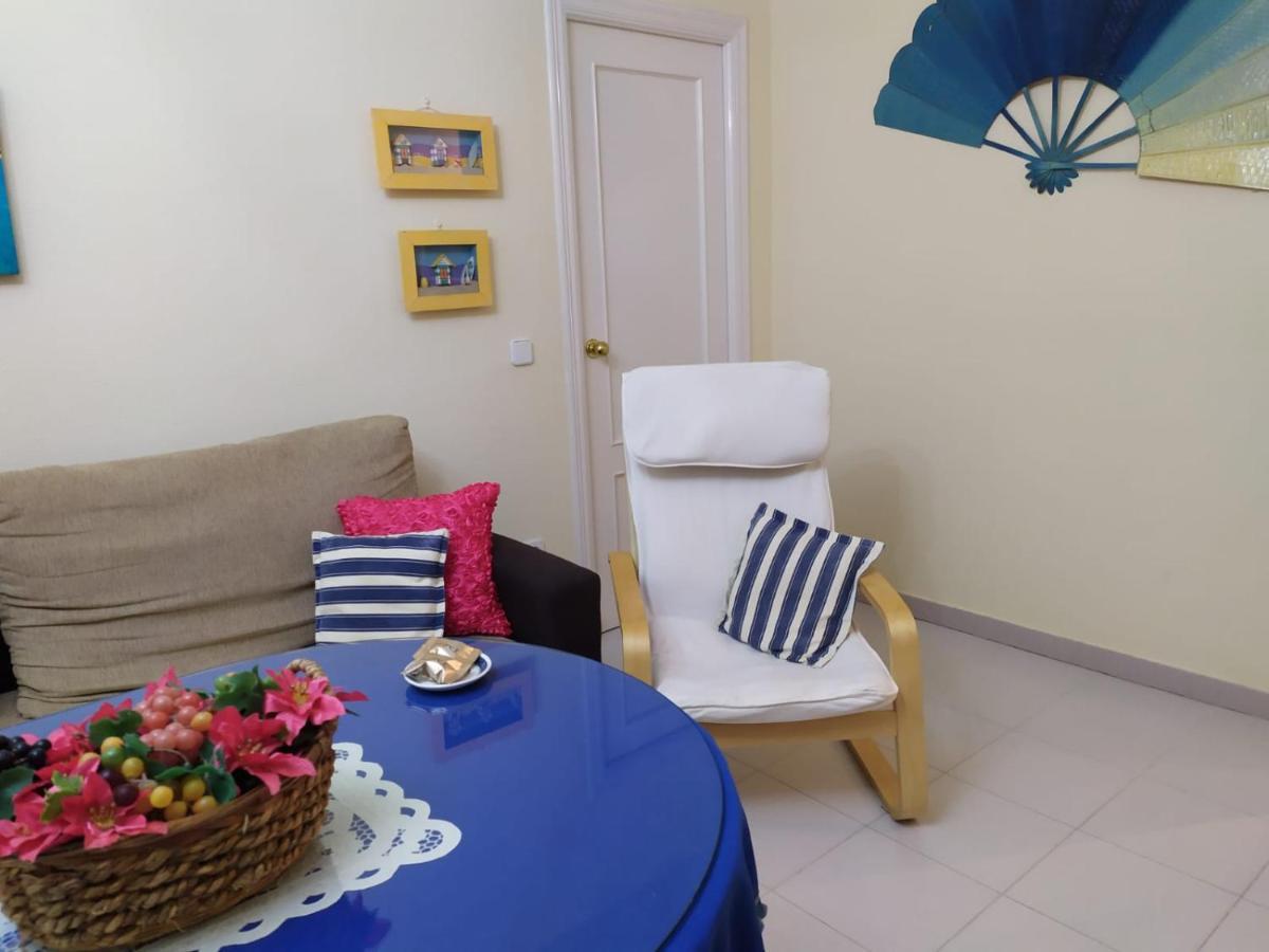 Acogedor Apartamento A 100 M. De Pinares Y Playa Rota Exterior photo