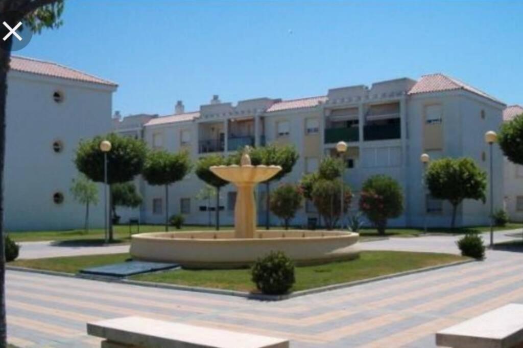 Acogedor Apartamento A 100 M. De Pinares Y Playa Rota Exterior photo
